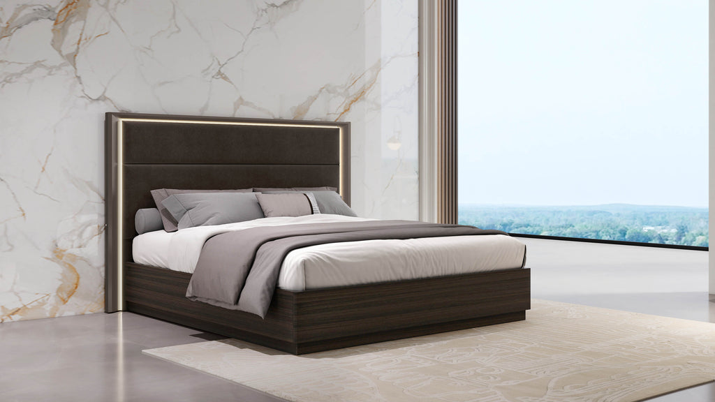 Queen Brown MC Bed Set