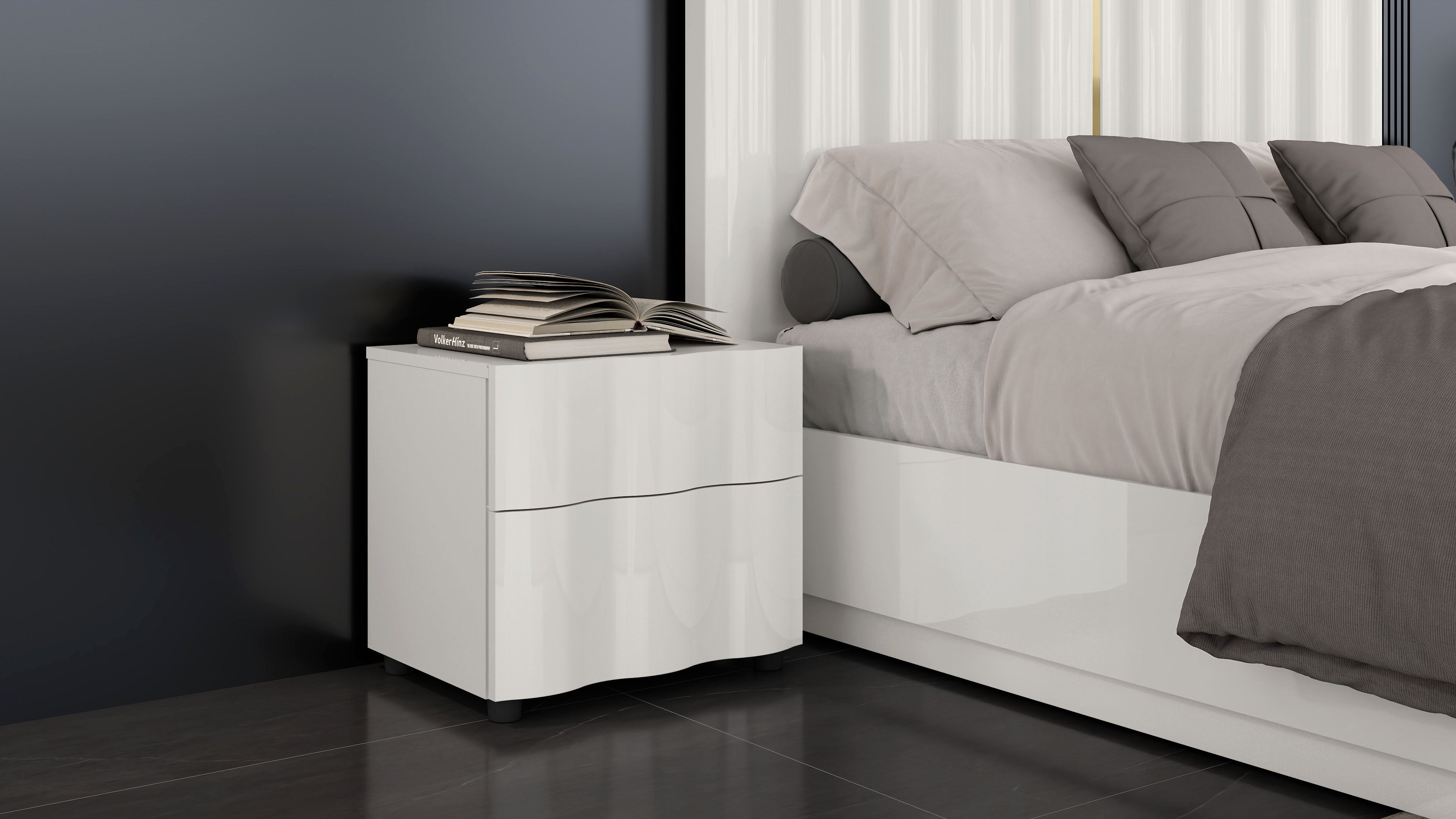 Queen Ivory Bed Set